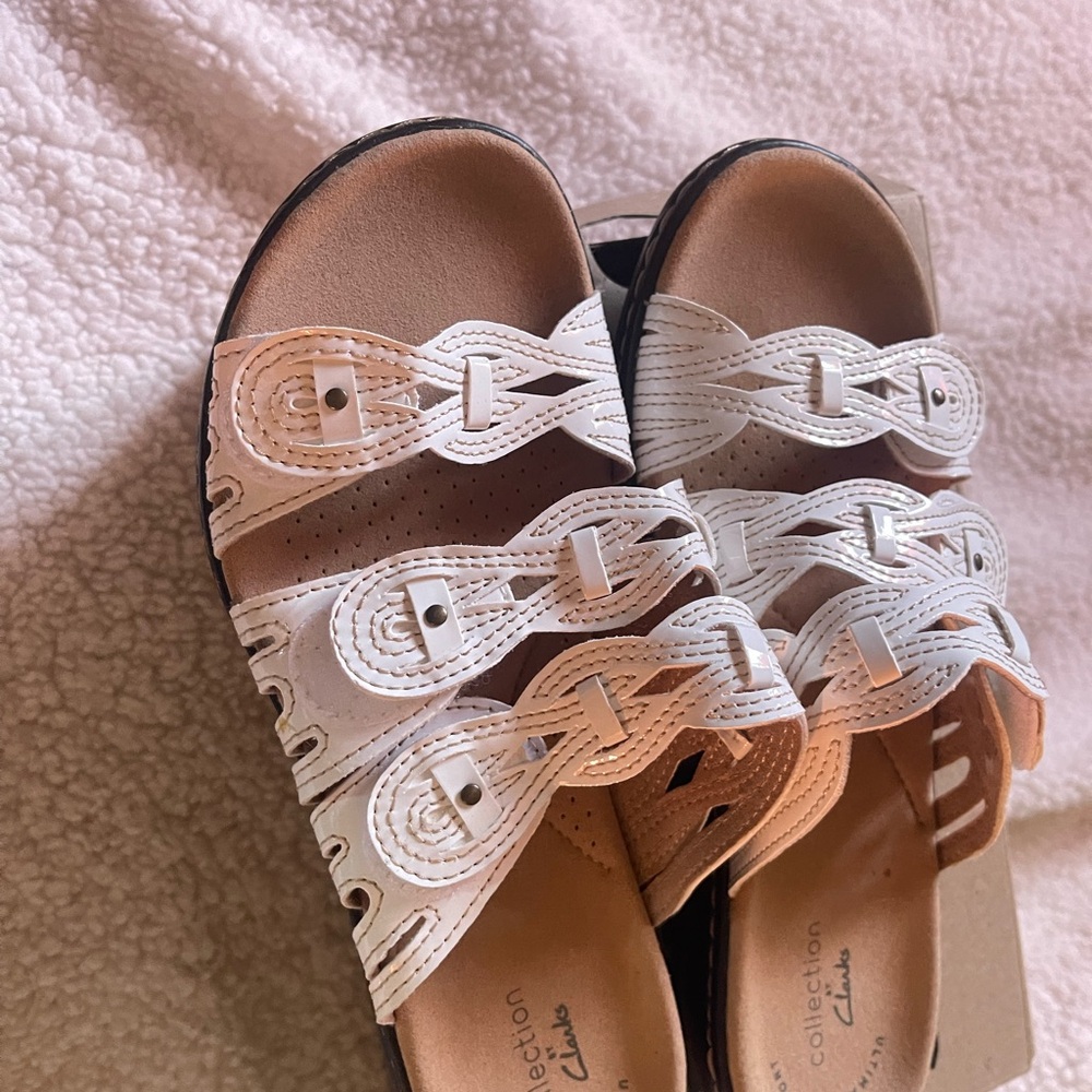 Clarks White and Tan Leather Sandals